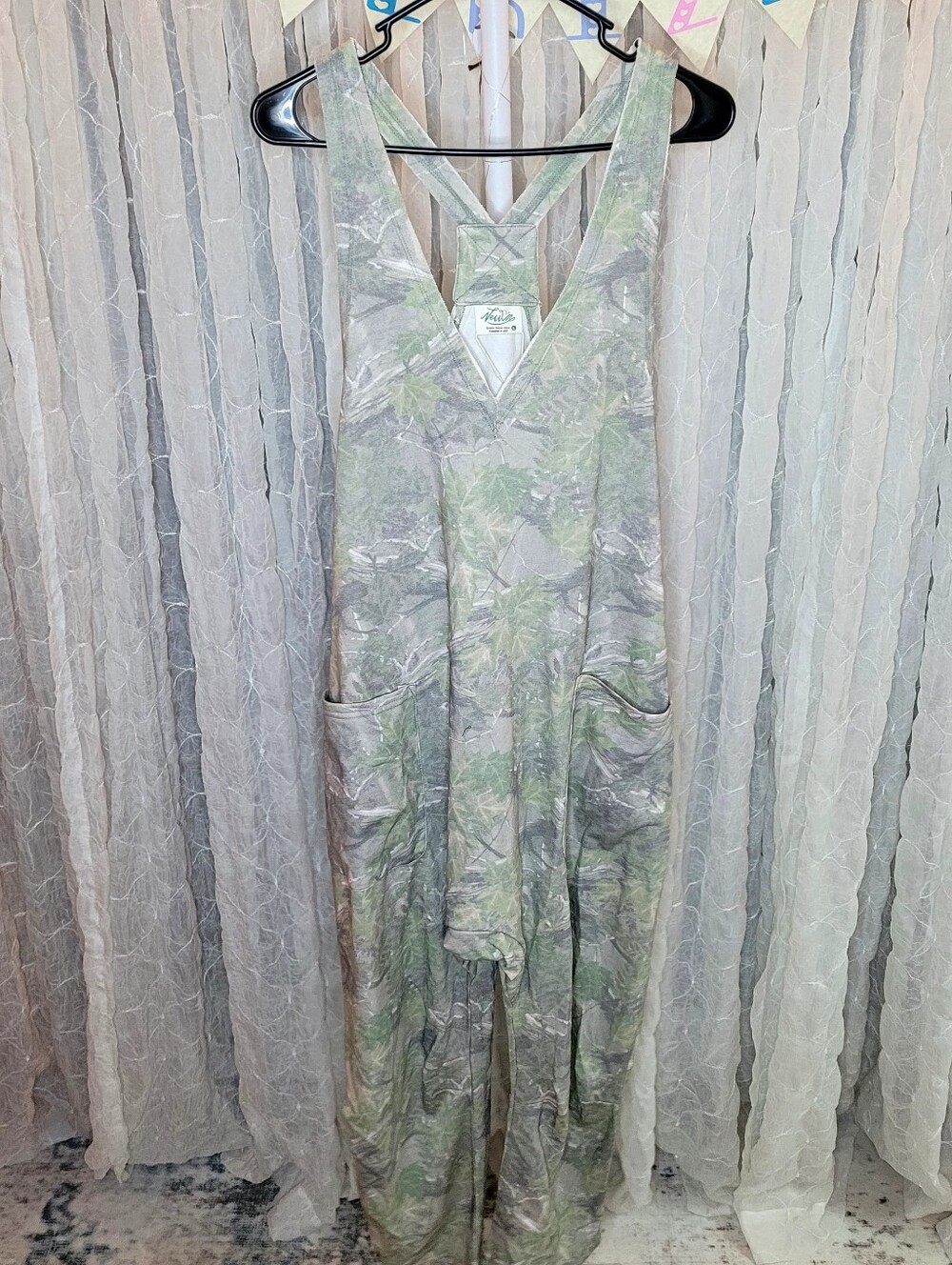 Very J Newim L Boho Sage Green Camo Print Slouchy Overalls Jumpsuit - Picture 3 of 6